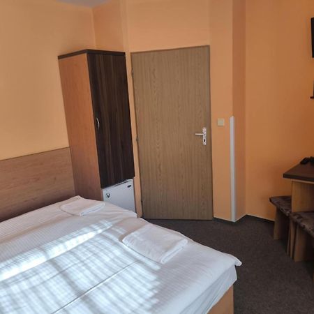 Pension Euro Mikulov Extérieur photo