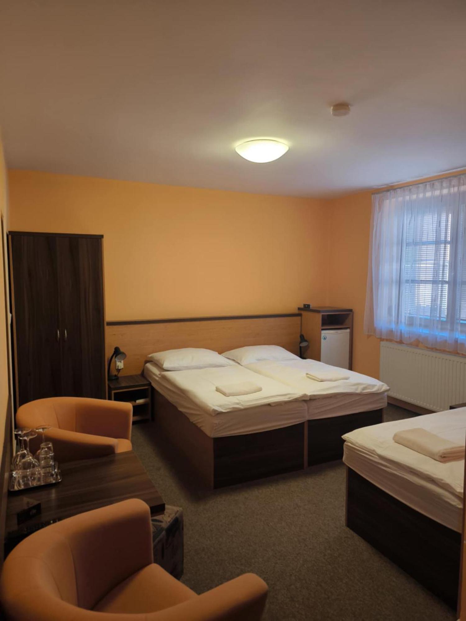 Pension Euro Mikulov Extérieur photo