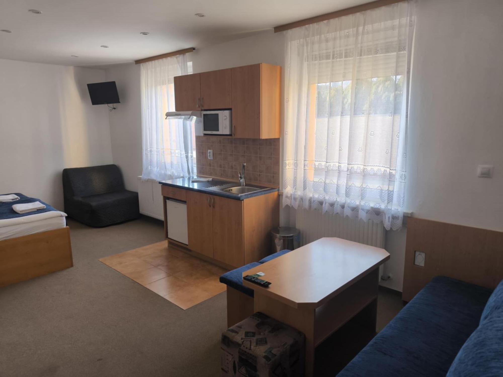 Pension Euro Mikulov Extérieur photo