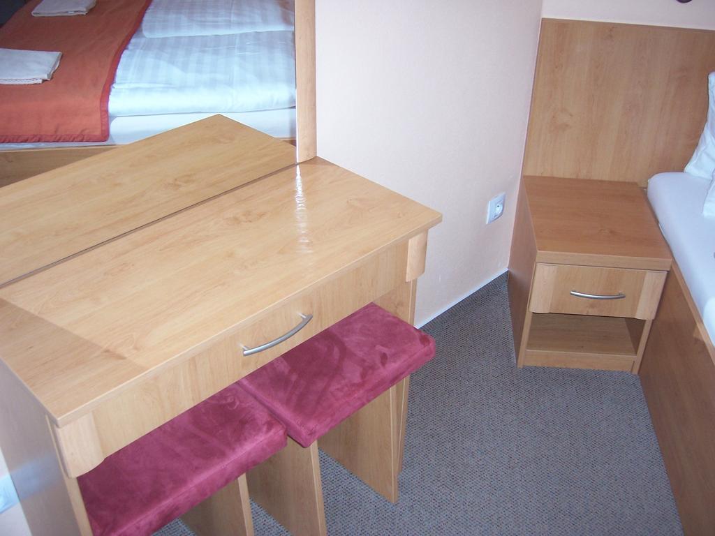 Pension Euro Mikulov Extérieur photo
