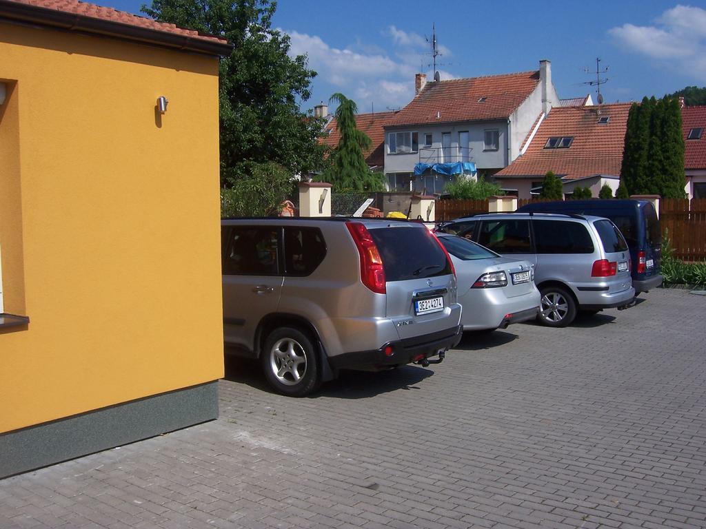 Pension Euro Mikulov Extérieur photo